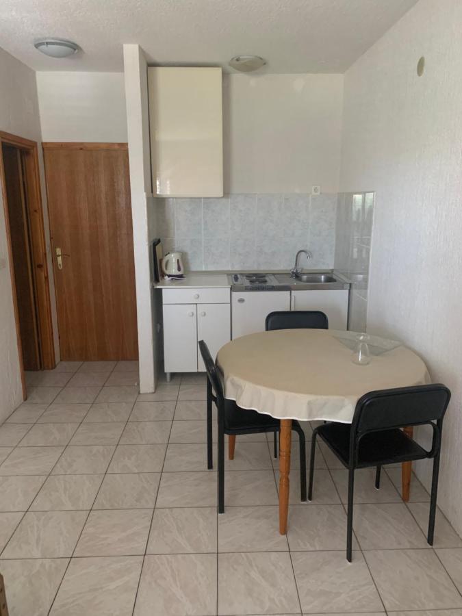 Apartmani Dzapo Srima Eksteriør billede